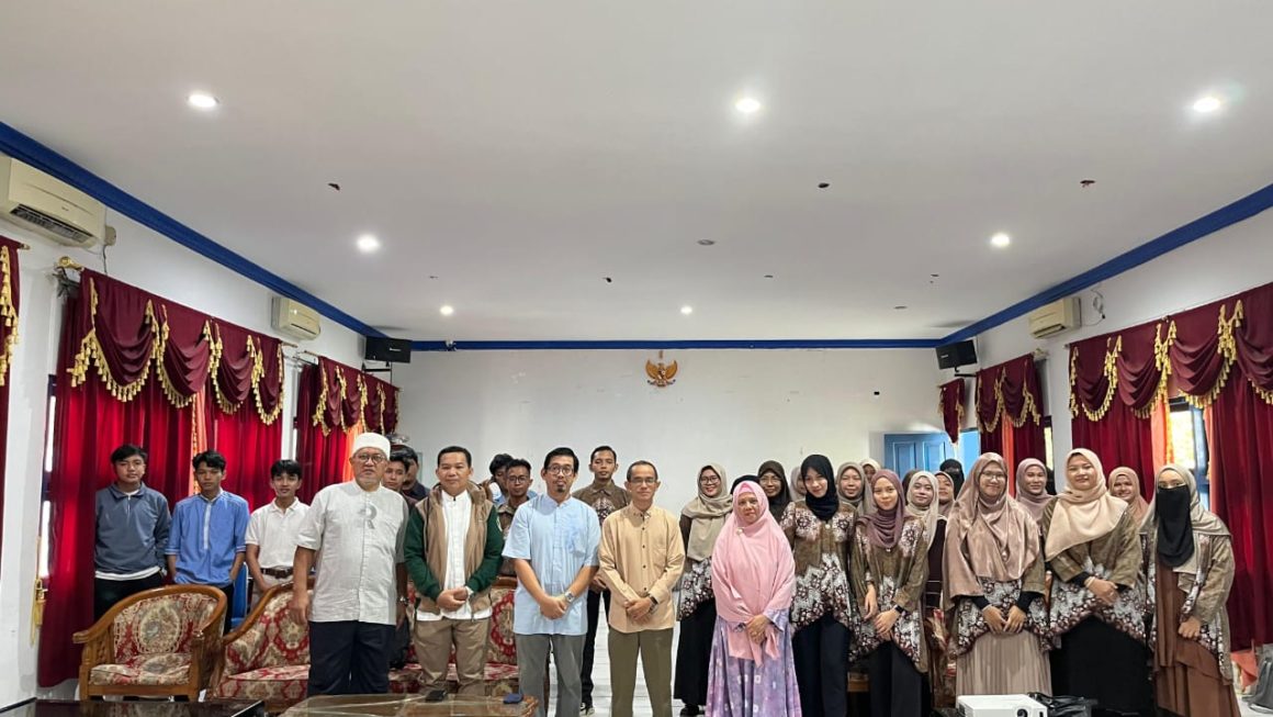 Penutupan Kelas Menulis ATLAS: Mahasiswa Prodi Ilmu Hadis Tampil Gemilang dengan Dua Penghargaan Utama